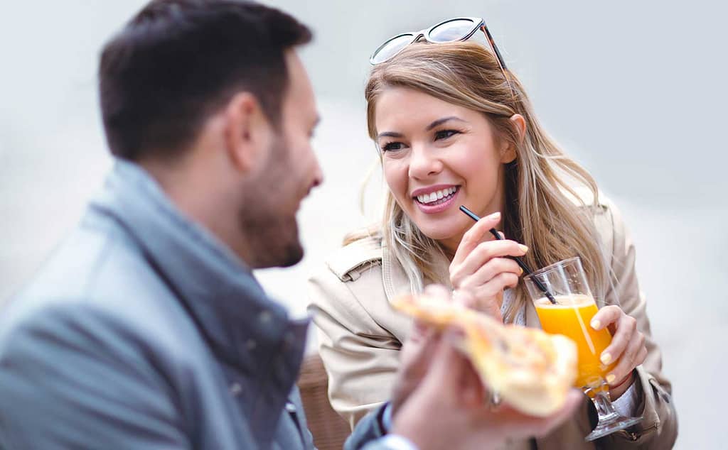 What to wear on a first date - faverie